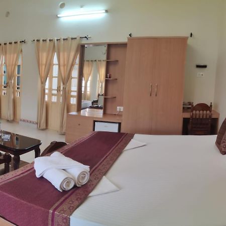 Shiva Ganges View Guest House Варанаси Екстериор снимка