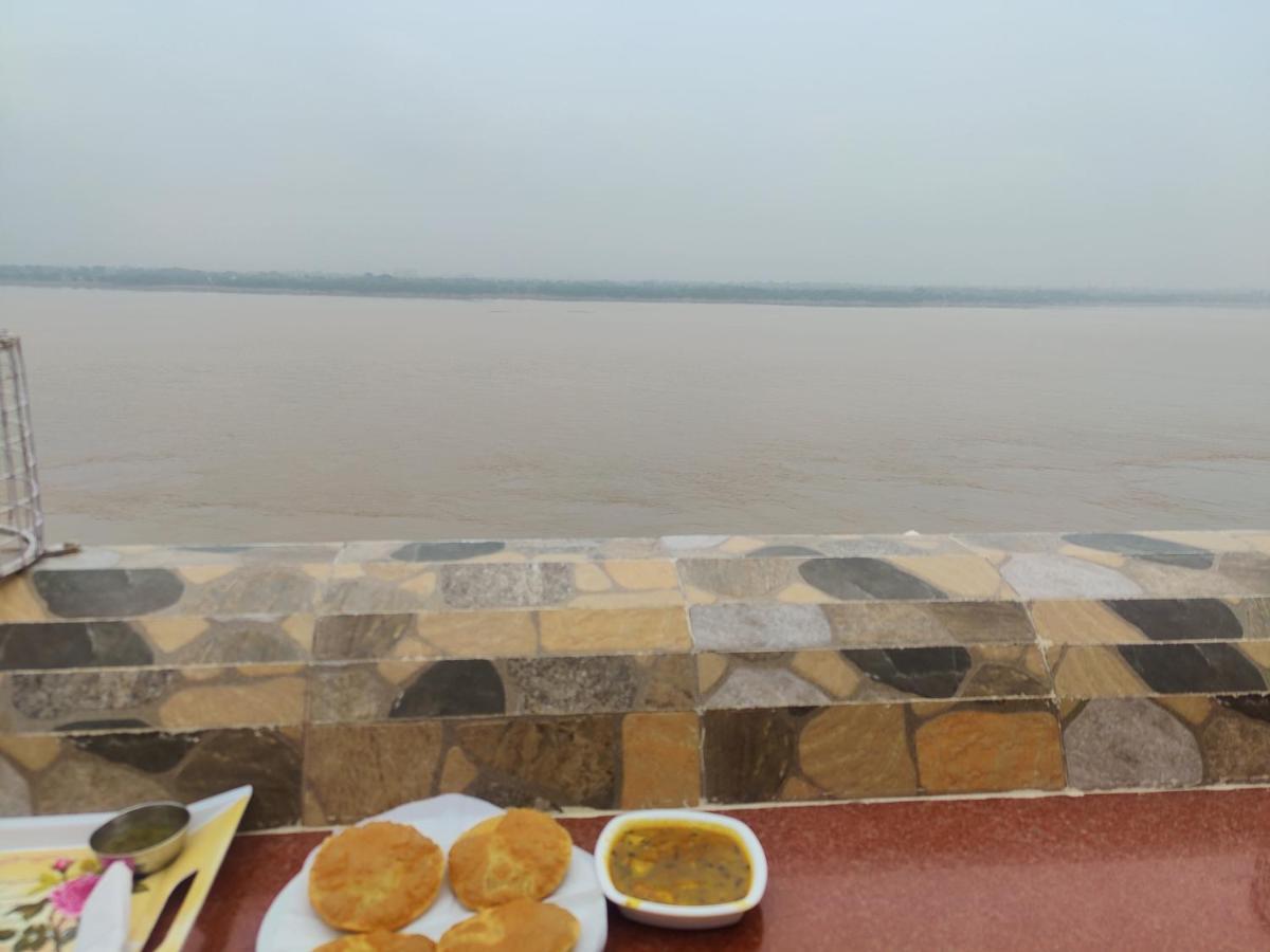Shiva Ganges View Guest House Варанаси Екстериор снимка