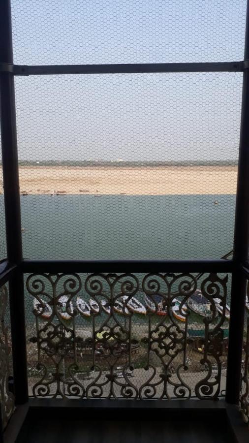 Shiva Ganges View Guest House Варанаси Екстериор снимка